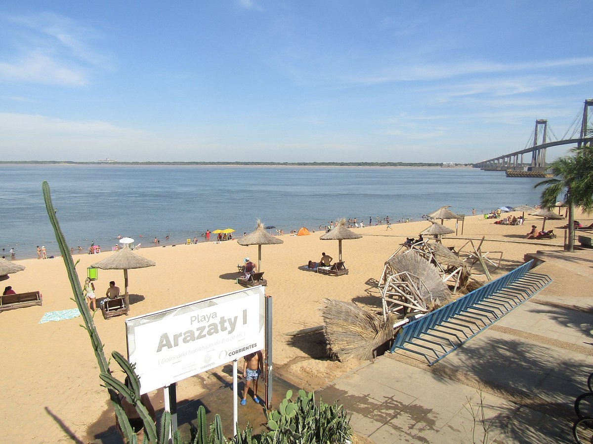 아라사티 해변 (Playa Arazaty) 풍경